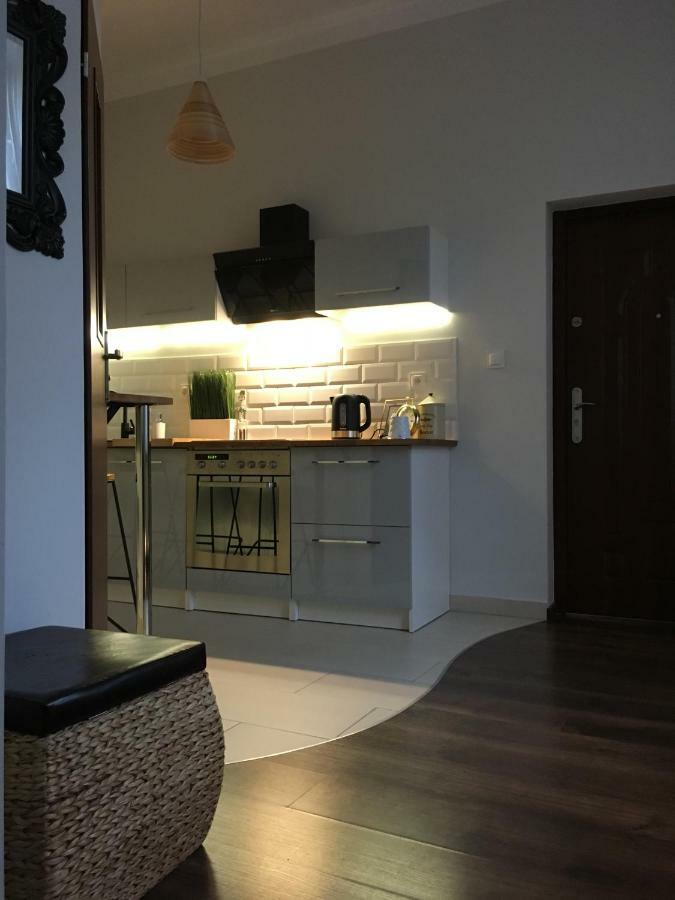 Marzec Apartamenty Gniezno Exterior photo